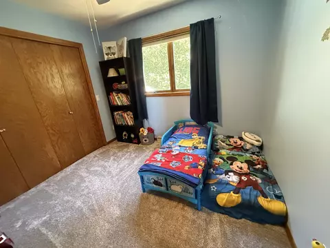 Bedroom - 10262 Eagle Rd, Marshfield, WI 54449 photo 2 of 3