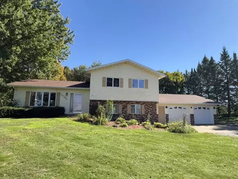 Exterior - 10262 Eagle Rd, Marshfield, WI 54449 photo 2 of 18