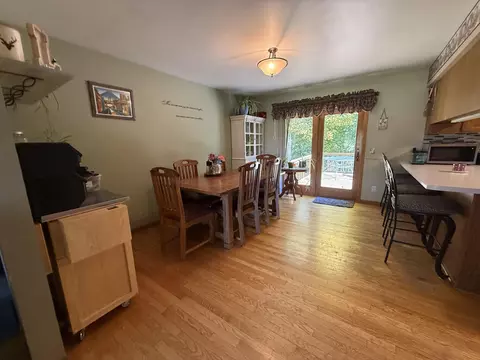 Dining - 10262 Eagle Rd, Marshfield, WI 54449 photo 1 of 1