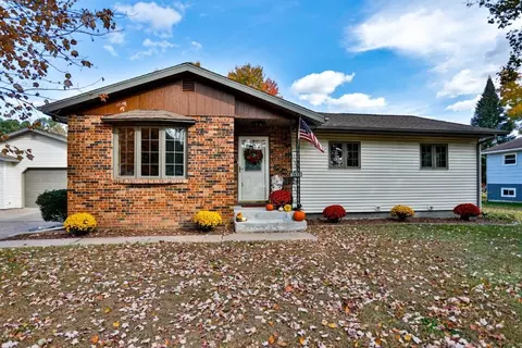 1433 N 16th Ave, Wausau, WI 54401