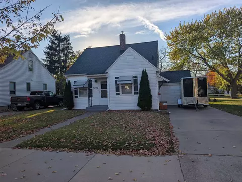 932 S 11th Ave, Wausau, WI 54401