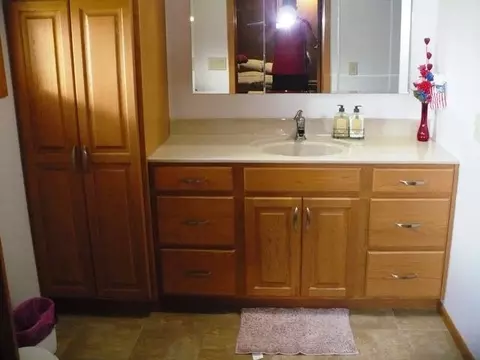 Bath - w7924 Crow Road, Willard, WI 54493 photo 1 of 6