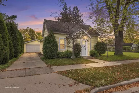 2217 Illinois Ave, Stevens Point, WI 54481