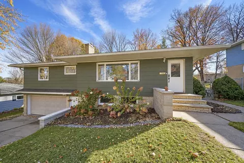 1621 N 1st Ave, Wausau, WI 54401