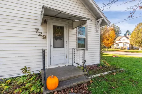 729 Cherry St, Antigo, WI 54409