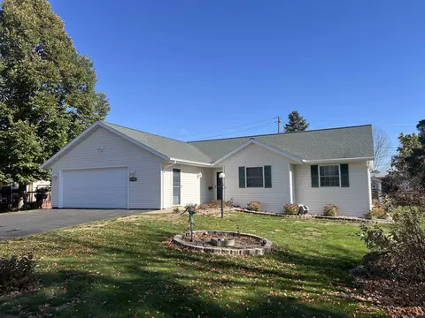 1305 S 12th Ave, Wausau, WI 54401