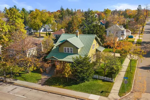 1513 Division St, Stevens Point, WI 54481