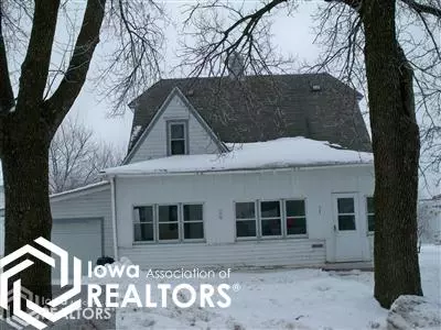 17 6th St NW, Hampton, IA 50441 photo 1