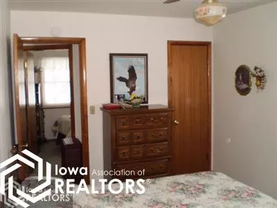 614 5th Ave SW, Hampton, IA 50441 photo 5