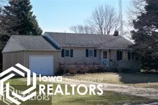 1009 4th St NE, Hampton, IA 50441 photo 1