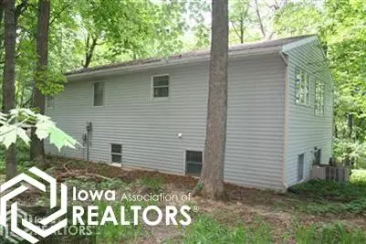 27675 270th St, Eldora, IA 50627 photo 2