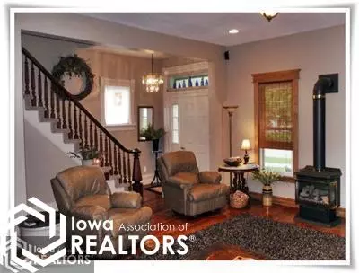 121 2nd Ave SE, Hampton, IA 50441 photo 2