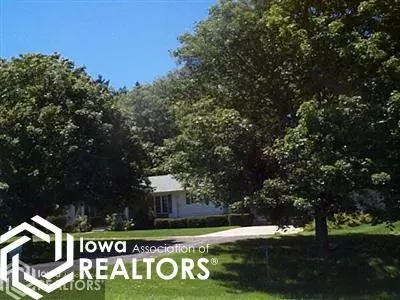 1270 Olive Ave, Hampton, IA 50441 photo 1