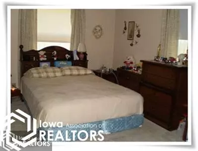 11 7th Ave NE, Hampton, IA 50441 photo 5