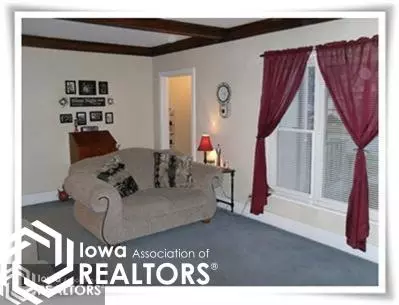 114 2nd Ave NE, Hampton, IA 50441 photo 3