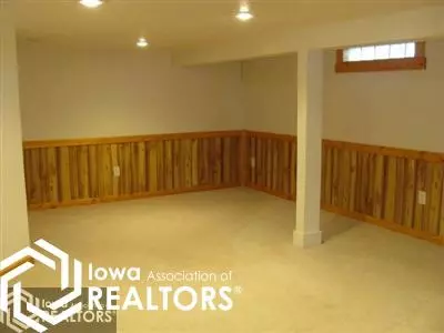 315 SE 5th St, Hampton, IA 50441 photo 7
