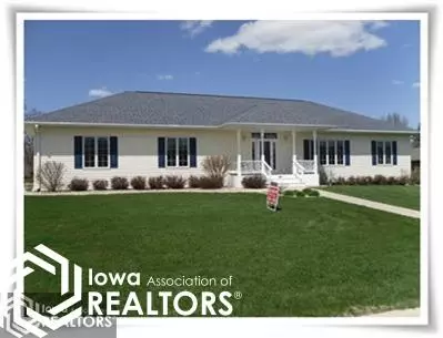 302 16th Ave NE, Hampton, IA 50441 photo 1