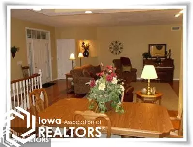 302 16th Ave NE, Hampton, IA 50441 photo 4