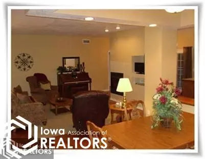 302 16th Ave NE, Hampton, IA 50441 photo 5