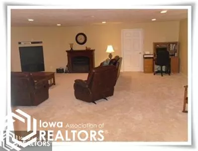302 16th Ave NE, Hampton, IA 50441 photo 12