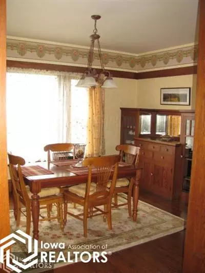 15 SE 7th St, Hampton, IA 50441 photo 8