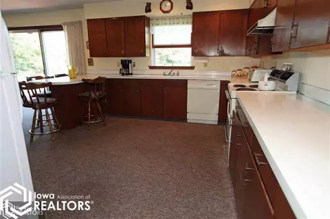 1667 Dorell Dr, Hampton, IA 50441 photo 7