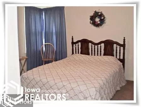 209 8th St SE, Hampton, IA 50441 photo 7