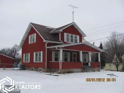 322 NW 2nd St, Hampton, IA 50441 photo 1