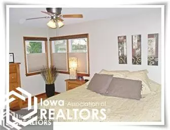 402 10th St SE, Hampton, IA 50441 photo 11
