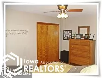 402 10th St SE, Hampton, IA 50441 photo 12