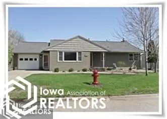 402 10th St SE, Hampton, IA 50441 photo 1