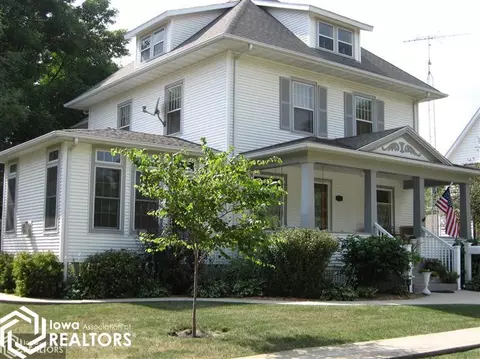 415 SE 2nd St, Hampton, IA 50441 photo 1