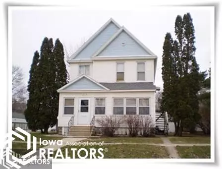 317 3rd St SE, Hampton, IA 50441 photo 1