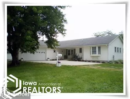 1105 6th Ave SE, Hampton, IA 50441 photo 1