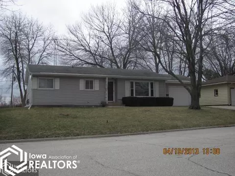 127 Windsor Blvd, Hampton, IA 50441 photo 1