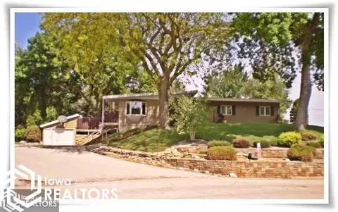 1300 Sunset Dr, Hampton, IA 50441 photo 1
