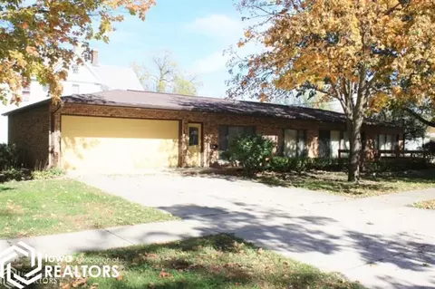 19 SW 2nd Ave, Hampton, IA 50441 photo 1