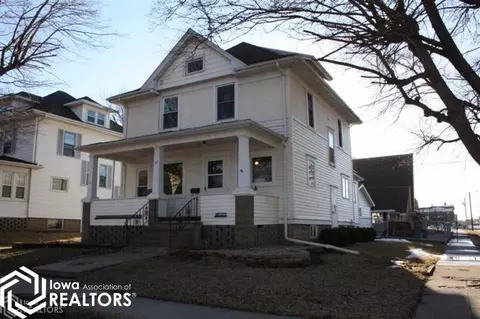 22 NE 3rd St, Hampton, IA 50441 photo 1