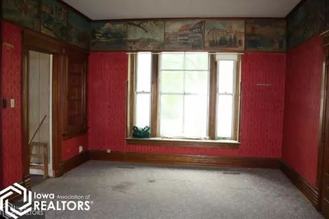 217 4th Ave SE, Hampton, IA 50441 photo 4
