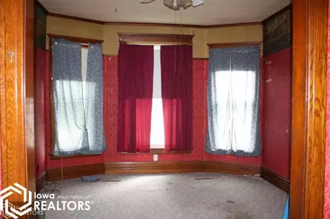 217 4th Ave SE, Hampton, IA 50441 photo 8
