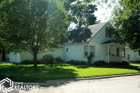 719 NE 2nd St NE, Hampton, IA 50441 photo 1