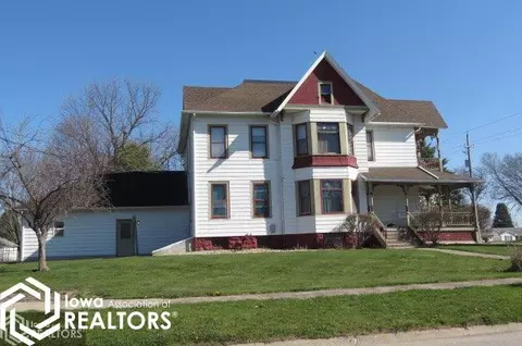 604 4th St NE, Hampton, IA 50441 photo 2