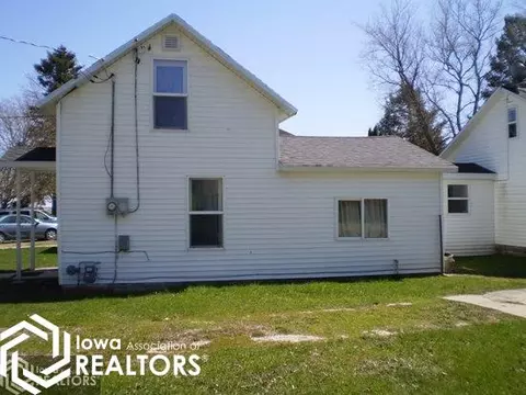 449 10th Ave NE, Hampton, IA 50441 photo 1