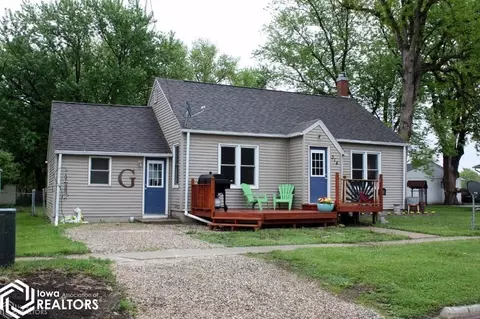 314 5th St SW, Hampton, IA 50441 photo 1