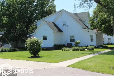 220 3rd Ave SW, Hampton, IA 50441 photo 1