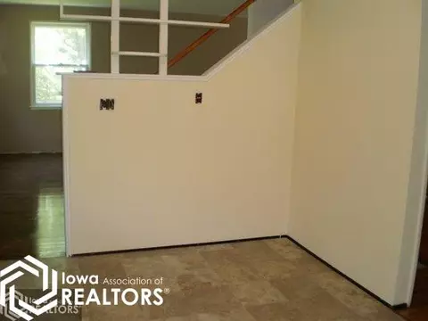 203 4th Ave Dr NE, Hampton, IA 50441 photo 4