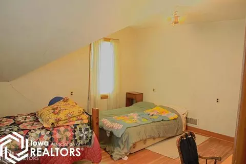 19 4th St SE, Hampton, IA 50441 photo 18