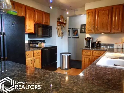 1410 80th, Hampton, IA 50441 photo 8