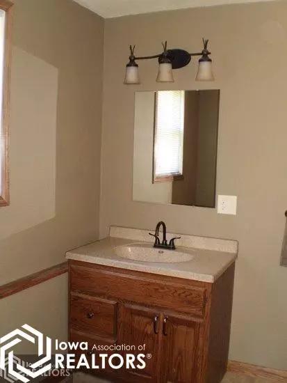 15 7th St SE, Hampton, IA 50441 photo 29