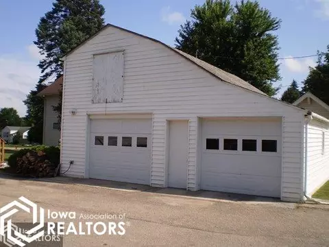 15 7th St SE, Hampton, IA 50441 photo 6